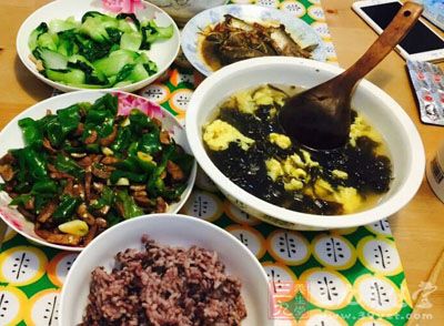 並不是所有的食物都適合隔夜吃