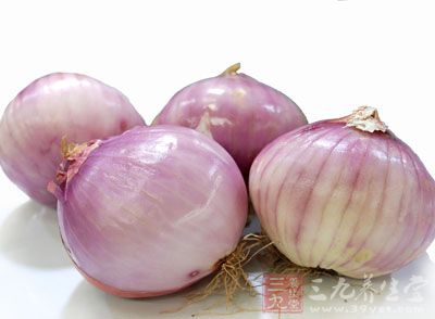 多吃些大蒜、洋蔥、韭菜、大蔥、香蔥等