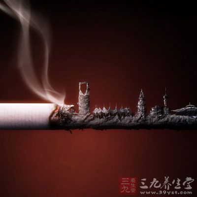 吸煙可促使胃粘膜血管收縮，減少胃粘膜的前列腺素合成