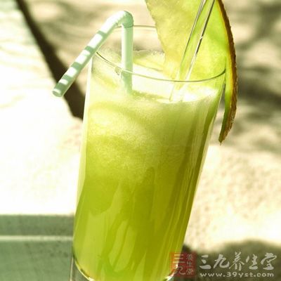 因而要避免淋雨,趟水,用涼水沖腳;少食或不食冰凍食物、飲料 因而要避免淋雨,趟水,用涼水沖腳;少食或不食冰凍食物、飲料