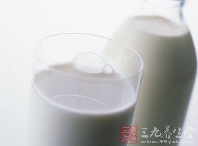 牛奶中乳糖含量很高 牛奶中乳糖含量很高