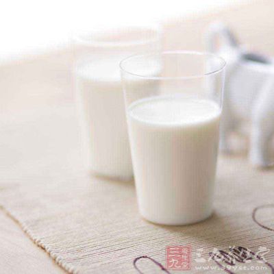 牛奶中含有較多的脂肪 牛奶中含有較多的脂肪