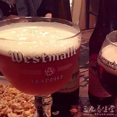 啤酒號稱“液體面包” 啤酒號稱“液體面包”