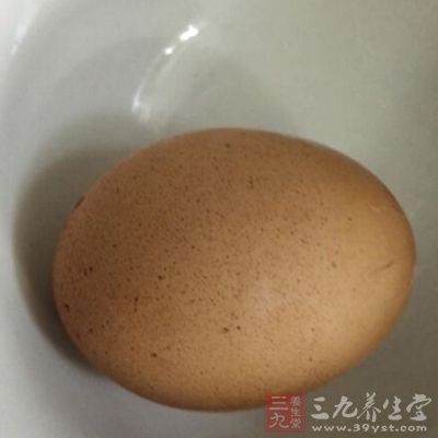 雞蛋含有很多蛋白質