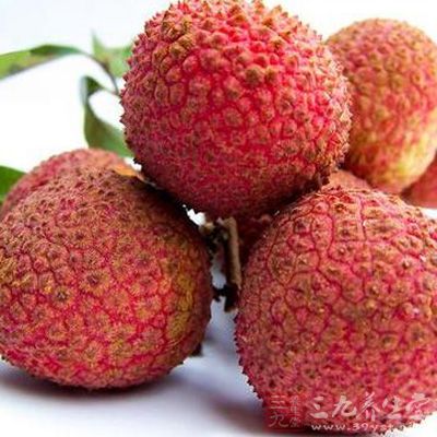 一次食用荔枝不要超過10個,多食會令肝火上升 一次食用荔枝不要超過10個,多食會令肝火上升