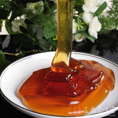 蜂蜜中所含酵素種類是所有食物種類最多的 蜂蜜中所含酵素種類是所有食物種類最多的