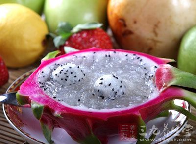 火龍果具有高纖維、低糖分、低熱量的特性
