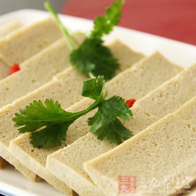大豆蛋白過敏者忌吃豆腐,以免出現過敏反應 大豆蛋白過敏者忌吃豆腐,以免出現過敏反應