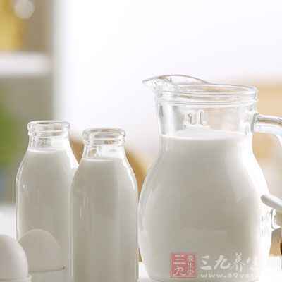丹參分子結構上有羟基氧、酮基氧,可與牛奶中的鈣離子形成絡合物,降低丹參藥效 丹參分子結構上有羟基氧、酮基氧,可與牛奶中的鈣離子形成絡合物,降低丹參藥效