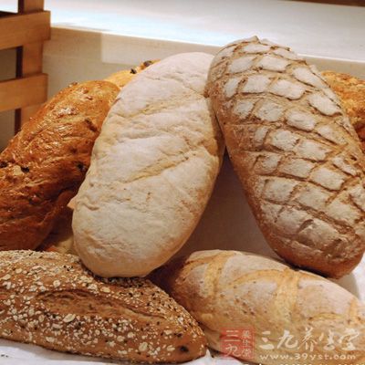 宵夜吃面包可促進睡眠 宵夜吃面包可促進睡眠