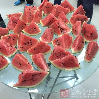 彈指一敲辨明聲音