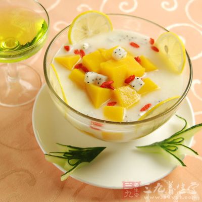 酸奶由純牛奶發酵而成,除保留了鮮牛奶的全部營養成分外 酸奶由純牛奶發酵而成,除保留了鮮牛奶的全部營養成分外