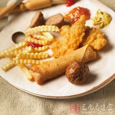 松劑實在食品加工過程中加入的、能使產品發起並形成致密多空組織 松劑實在食品加工過程中加入的、能使產品發起並形成致密多空組織