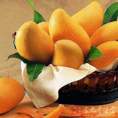 芒果含濕毒、駐濕，故體濕者不宜吃水果
