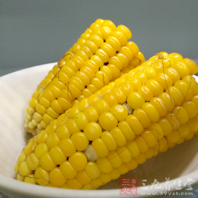 玉米也是適合老年人食用的食物