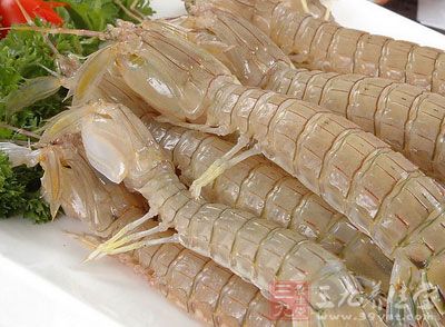 食用皮皮蝦的最佳月份為每年的四--六月間 食用皮皮蝦的最佳月份為每年的四--六月間