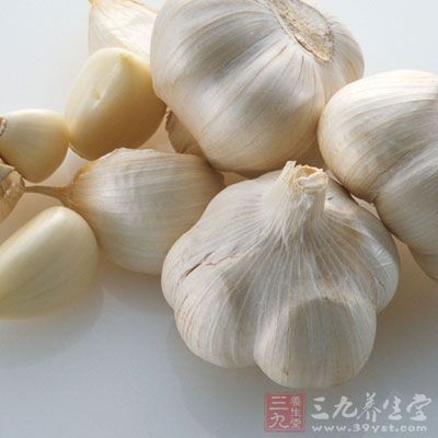 3種人不宜吃大蒜