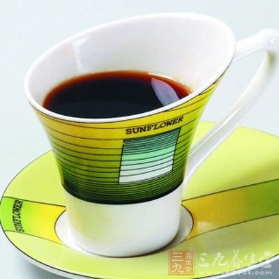 醋能與酒裡的乙醇發生化學反應，生成具有解酒作用的乙酸乙酯