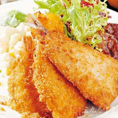 吃太葷、太油和煎炸的食物