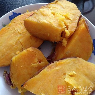 脾胃虛弱的人,食用紅薯,容易引起腹部不適 脾胃虛弱的人,食用紅薯,容易引起腹部不適