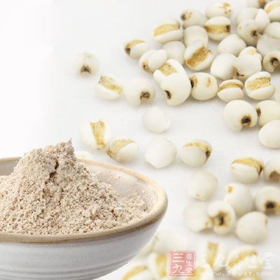 薏仁(除濕利水藥)內含薏苡仁油，會降低橫紋肌收縮作用