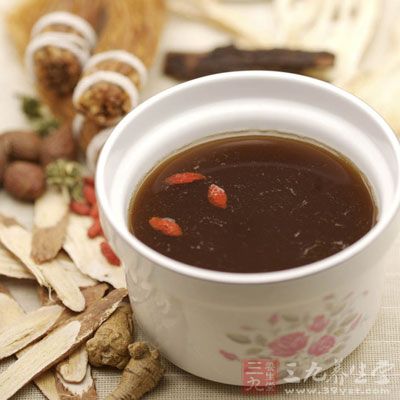 凡對中藥進行一定方法的加工炮制，並制成一定的劑型
