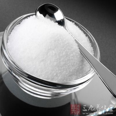 實驗數據顯示,減少鹽的攝入,可提高唾液中的溶菌酶含量,保護口腔、咽喉部黏膜上皮細胞 實驗數據顯示,減少鹽的攝入,可提高唾液中的溶菌酶含量,保護口腔、咽喉部黏膜上皮細胞