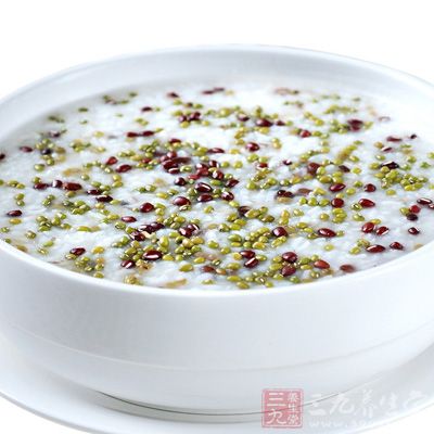 綠豆50克,粳米100克,冰糖適量 綠豆50克,粳米100克,冰糖適量