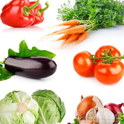 存在於魚油、胡蘿卜、西紅柿等食物中