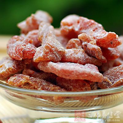 蜜餞是用糖腌制而成，因而含糖量極高