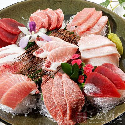 同時金槍魚、鳗魚等由於含飽和脂肪酸豐富也不宜選擇