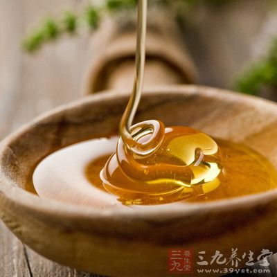 蜂膠是蜜蜂用於維持整個群體健康的有效物質 蜂膠是蜜蜂用於維持整個群體健康的有效物質