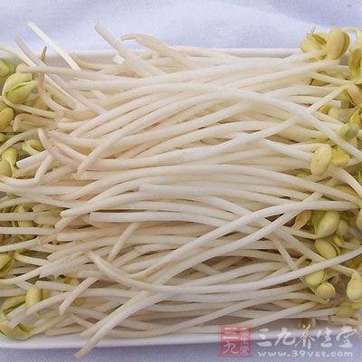 在生產過程中,多施用除草劑使生長出來的豆芽沒有根 在生產過程中,多施用除草劑使生長出來的豆芽沒有根