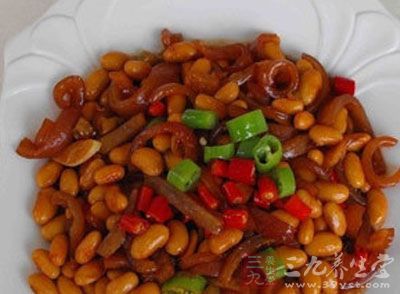 錯誤的食物相克:黃豆炖豬肉 錯誤的食物相克:黃豆炖豬肉