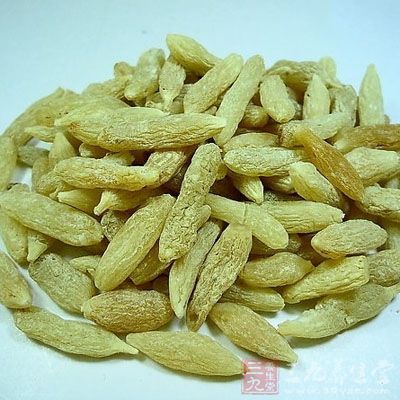 麥冬出來單獨用來泡水喝之外，也可以在其中加入一些其他的中藥