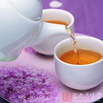喝醉之後又喝濃茶,可謂“雙管齊下”加重心髒負擔 喝醉之後又喝濃茶,可謂“雙管齊下”加重心髒負擔