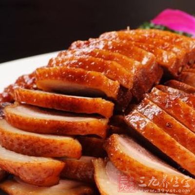尤其要注意少吃多油、多脂的油炸食品