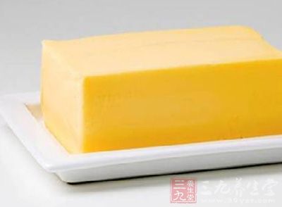 化學家穆列斯發明了比黃油更容易保存的替代品——人造黃油