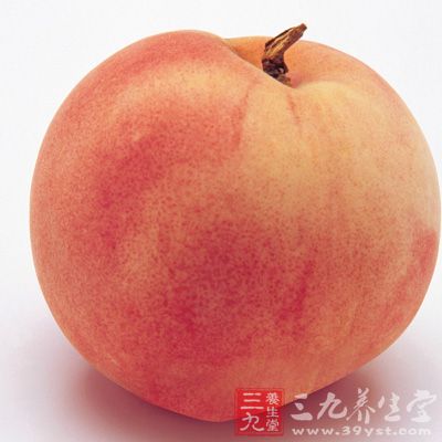 桃子性熱，有內熱生瘡、荨麻疹、毛囊炎、癰疖和面部痤瘡者忌食
