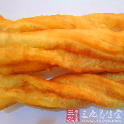 過多食用油炸食物不僅加重消化道的負擔,而且降低了食物的消化吸收率 過多食用油炸食物不僅加重消化道的負擔,而且降低了食物的消化吸收率