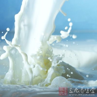 從少到多慢慢加,改喝酸奶為最佳 從少到多慢慢加,改喝酸奶為最佳