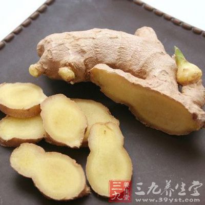 痰黃的人是因為肺熱肺燥,生姜性溫,食用姜易加重症狀 痰黃的人是因為肺熱肺燥,生姜性溫,食用姜易加重症狀