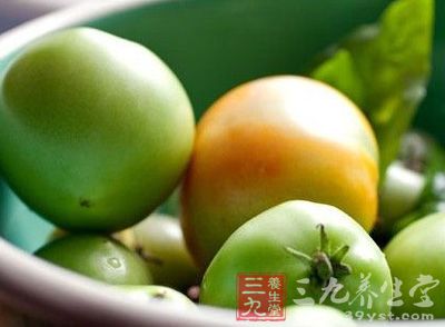 未成熟的青西紅柿含有毒性物質、叫龍葵素