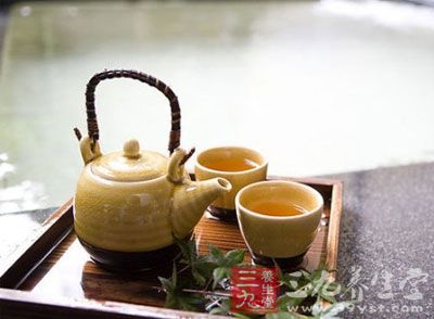 茶水中含有單寧酸