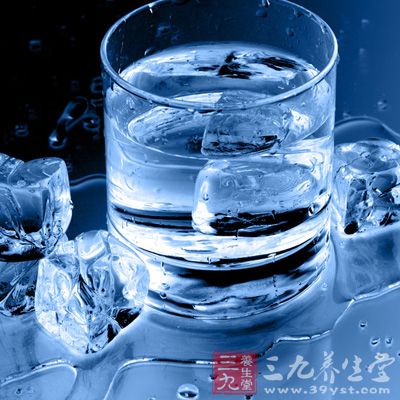 忌食用過多冷飲