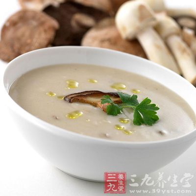 痛風人群不宜多喝蘑菇湯