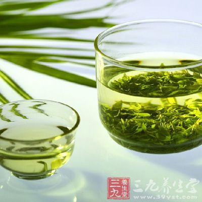 綠茶也有降低膽固醇和預防高血壓的功效