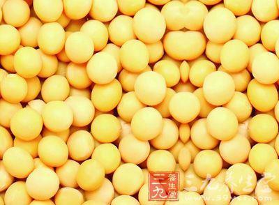 在睡前幾小時內盡量不要食用大豆
