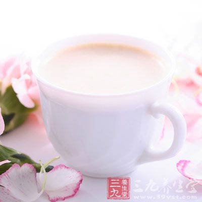 溫牛奶比熱牛奶更健康