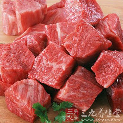 要想擁有深度睡眠，晚餐最好避免吃紅肉